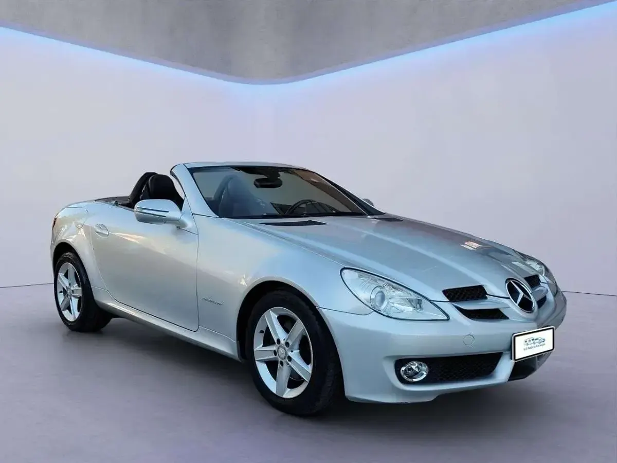Usata Mercedes SLK200 184 CV (135 kW) 2008 Argento Cabrio