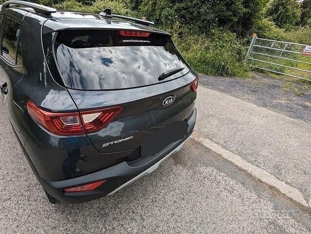 Begagnad Kia Stonic 97 HK (71 kW) 2020 Grå SUV