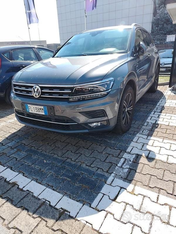 Usata VW Tiguan 193 CV (141 kW) 2017 Grigio SUV