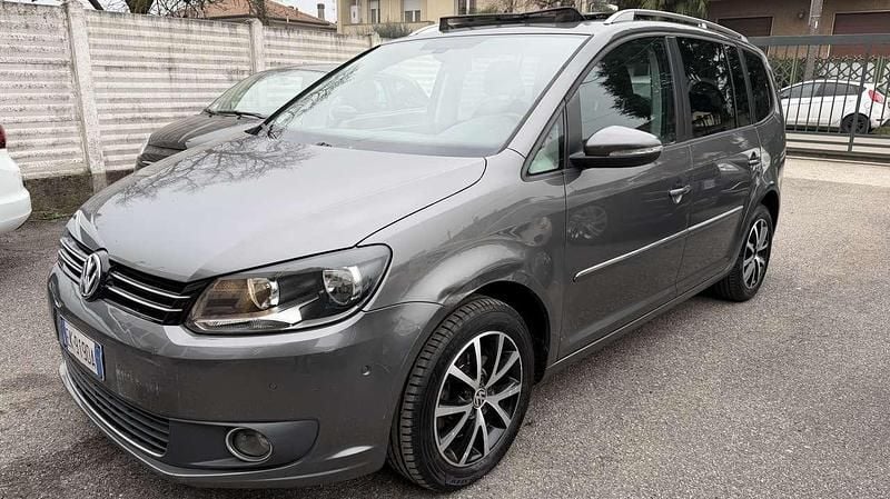 Usata VW Touran Highline 170 CV (125 kW) 2011 Grigio Monovolume