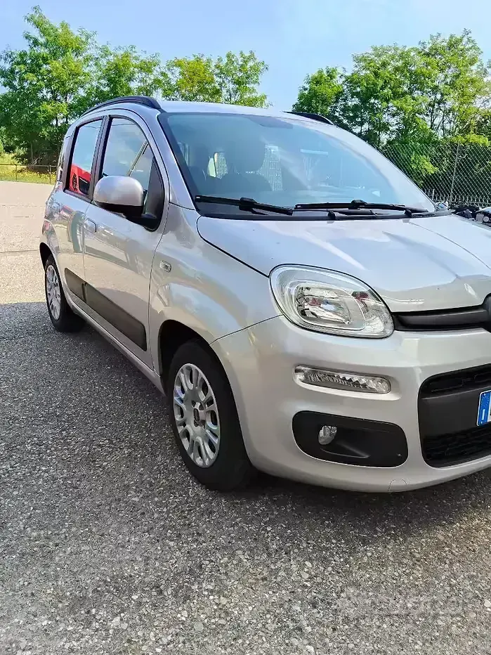 Usata Fiat Panda 69 CV (50 kW) 2012 Grigio Utilitaria