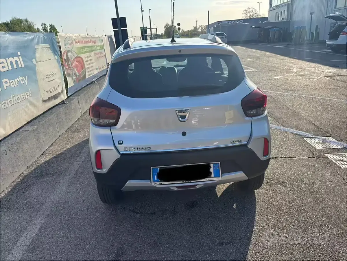 Usata Dacia Spring Comfort Plus 18 kW (25 CV) 2022 Grigio Utilitaria