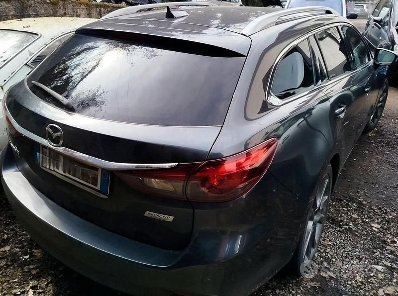 Usata Mazda 6 175 CV (128 kW) 2015 Grigio Station wagon