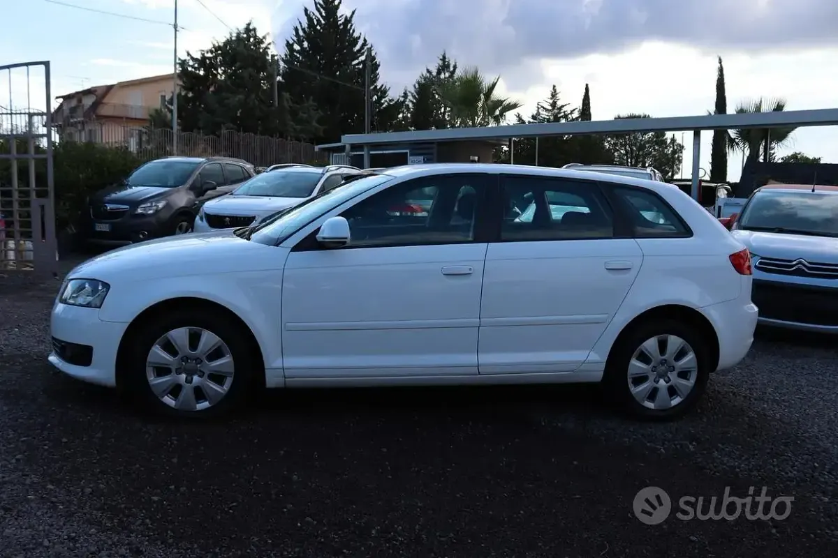 Usata Audi A3 Ambition 90 CV (66 kW) 2010 Grigio Utilitaria