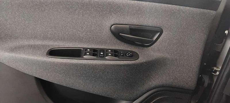 Usata Lancia Ypsilon Silver 69 CV (50 kW) 2021 Grigio Utilitaria