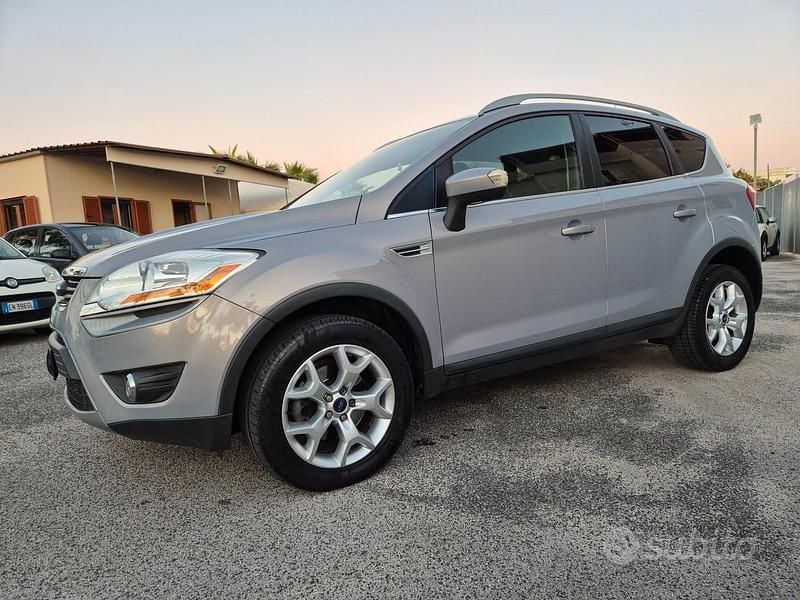 Usata Ford Kuga Titanium 163 CV (119 kW) 2012 Argento SUV