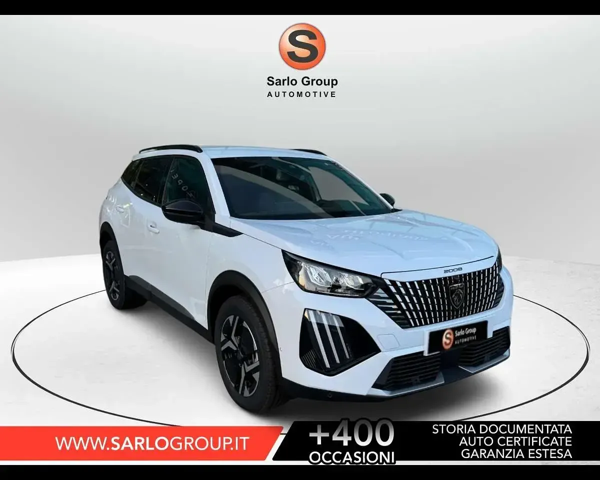 Nuova Peugeot 2008 Allure 102 CV (75 kW) 2025 Bianco okenite SUV