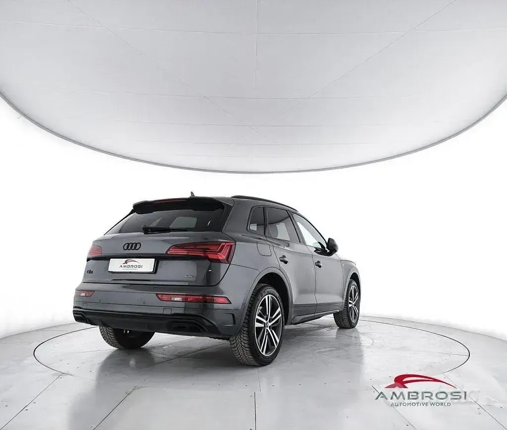 Usata Audi Q5 S-line plus 204 CV (150 kW) 2023 Grigio SUV