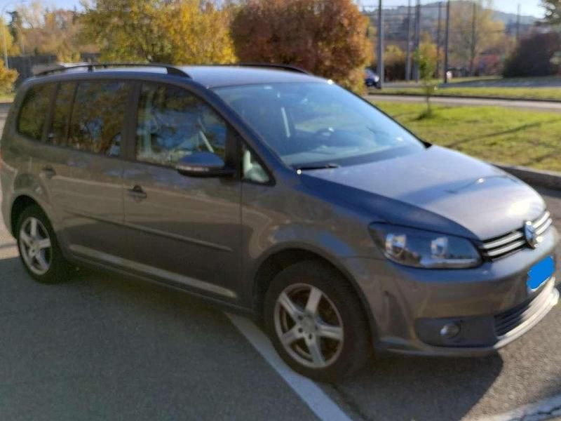 Usata VW Touran 150 CV (110 kW) 2013 Grigio Monovolume