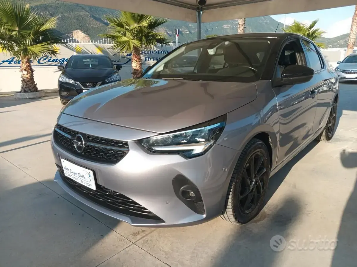 Usata Opel Corsa GS Line 102 CV (75 kW) 2020 Grigio Utilitaria