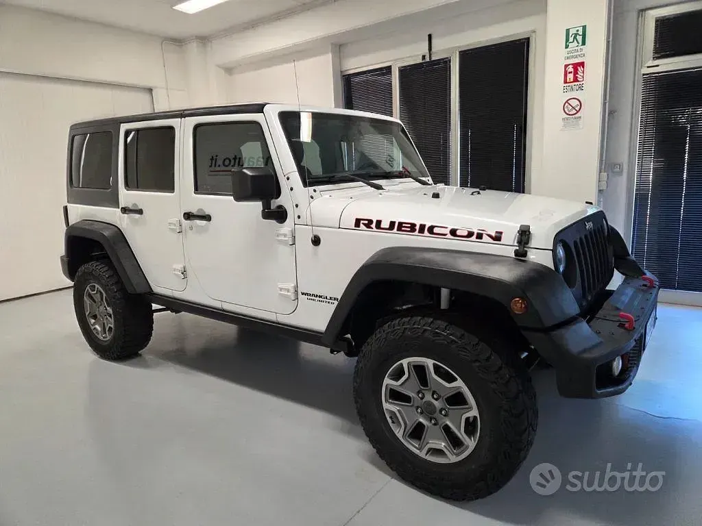 Usata Jeep Wrangler Unlimited Rubicon 200 CV (147 kW) 2015 Bianco SUV