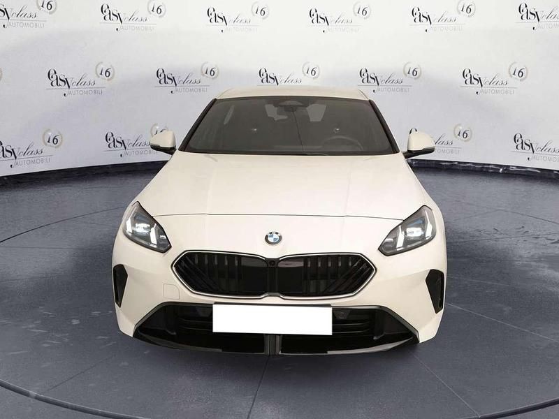 Usata BMW 120 M Sport 170 CV (125 kW) 2025 Bianco Utilitaria