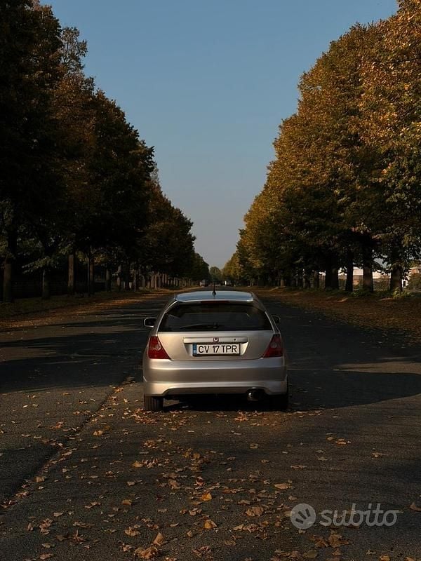 Usata Honda Civic Type R 200 CV (147 kW) 2002 Grigio Berlina