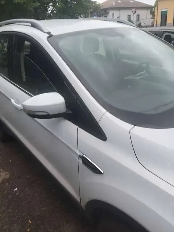 Usata Ford Kuga Titanium S 120 CV (88 kW) 2017 Bianco SUV