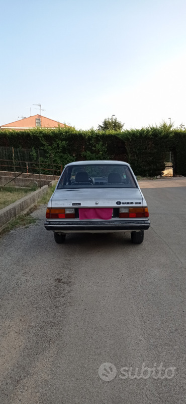 Usato 1985 Peugeot 305 1.3 LPG_Hybrid 58 CV (1.495 €)