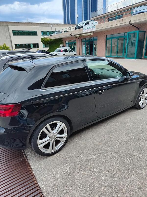 Usata Audi A3 S-Line 150 CV (110 kW) 2013 Nero