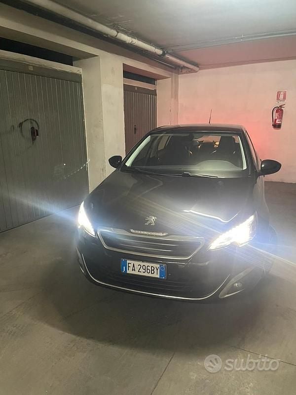 Usata Peugeot 308 2015 Nero Berlina