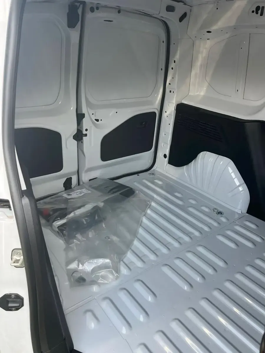 Nuova Opel Combo 101 CV (74 kW) 2026 Bianco Monovolume
