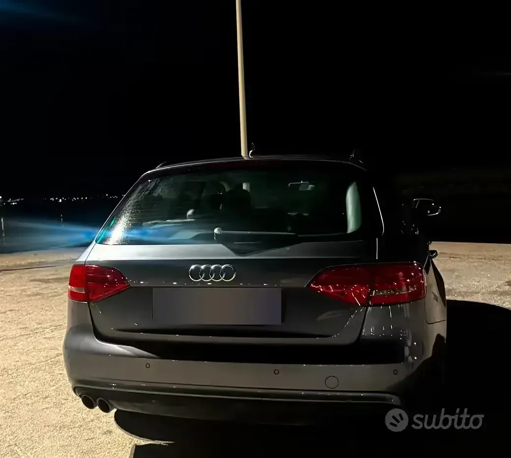 Usata Audi A4 143 CV (105 kW) 2012 Grigio Station wagon