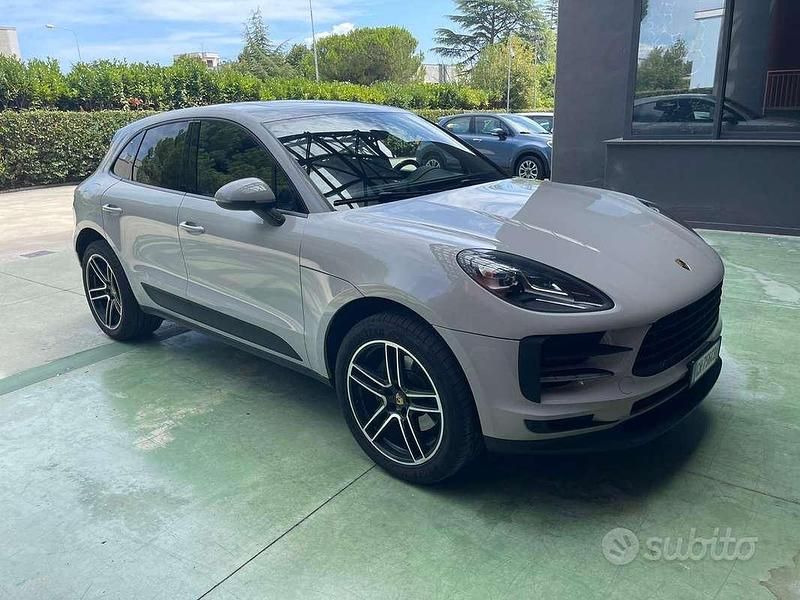 Usata Porsche Macan 245 CV (180 kW) 2019 Argento SUV