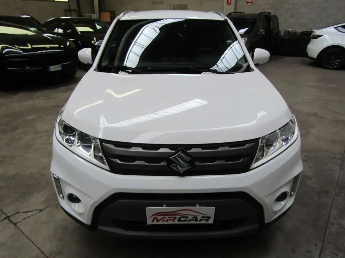 Usata Suzuki Vitara 120 CV (88 kW) 2016 Bianco SUV