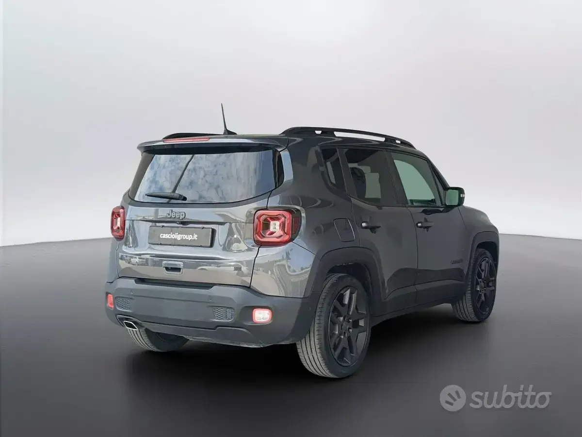 Usata Jeep Renegade 131 CV (96 kW) 2022 Grigio SUV