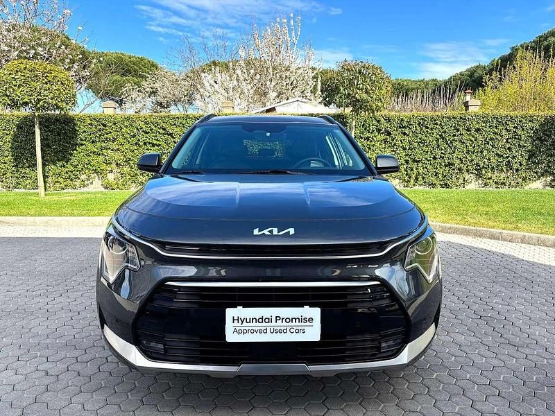 Usata Kia Niro Style 105 CV (77 kW) 2022 Grigio SUV