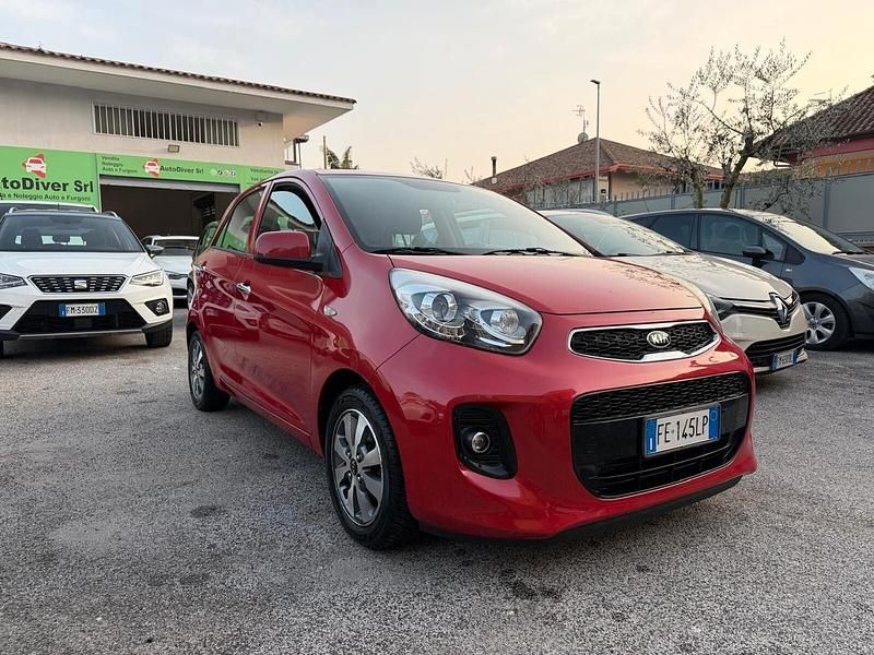 Usata Kia Picanto 69 CV (50 kW) 2016 Rosso Utilitaria
