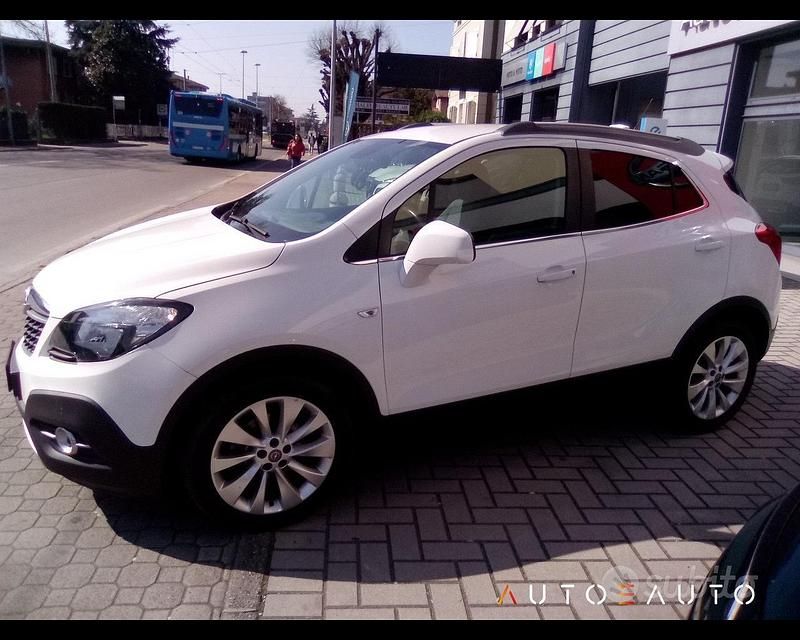 Usata Opel Mokka Cosmo 136 CV (100 kW) 2015 Bianco SUV