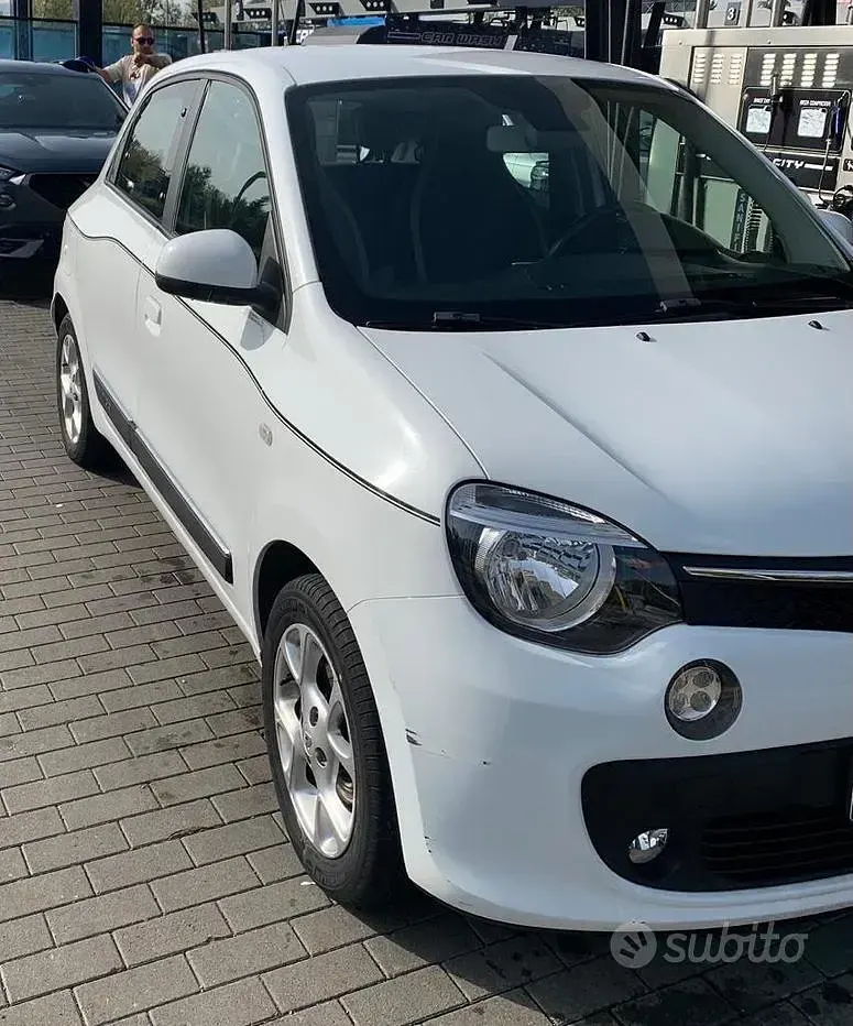 Usata Renault Twingo SE 69 CV (50 kW) 2015 Bianco Utilitaria