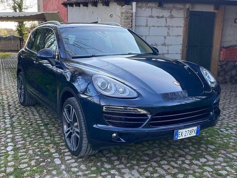 Usata Porsche Cayenne 250 CV (183 kW) 2011 Blu/azzurro SUV