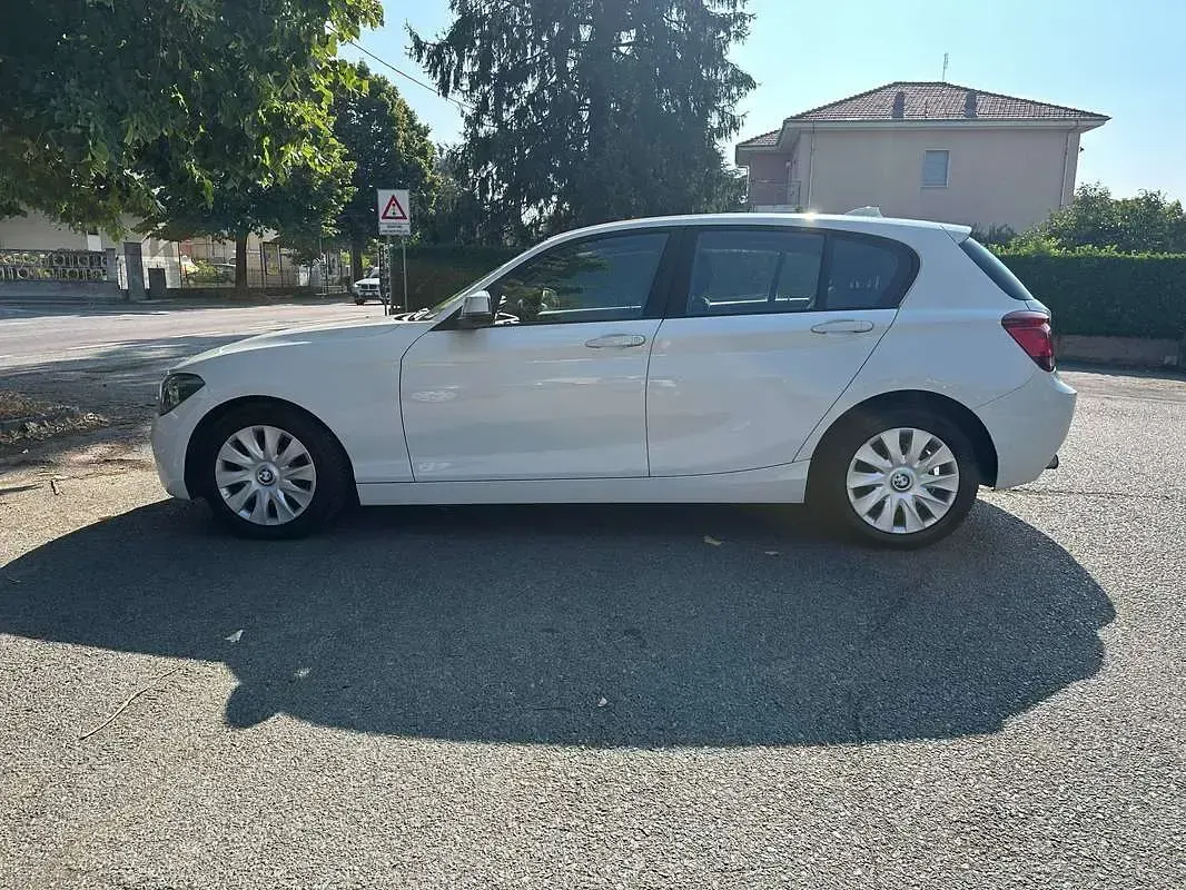 Usata BMW 116 Efficient Dynamics 136 CV (100 kW) 2013 Bianco Utilitaria