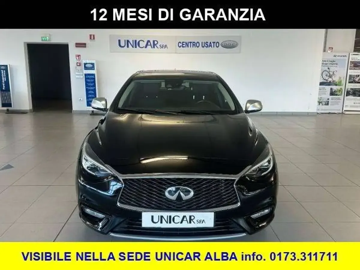 Usata Infiniti Q30 Premium 109 CV (80 kW) 2017 Nero Berlina