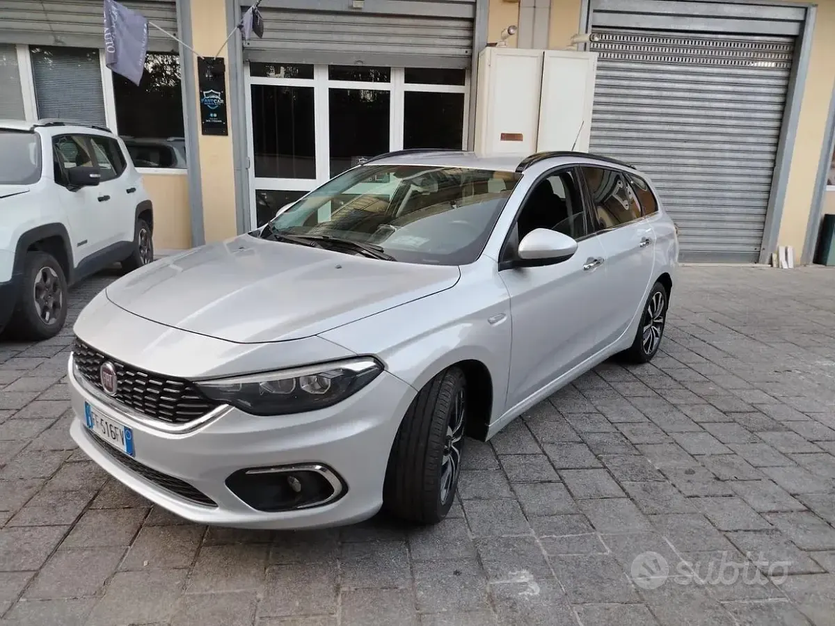 Usata Fiat Tipo Opening Edition 120 CV (88 kW) 2016 Grigio Station wagon
