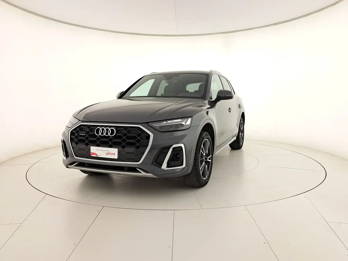 Usata Audi Q5 S-Line 2024 Grigio daytona perlato SUV