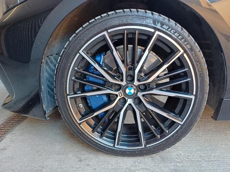 Usado BMW 120 M Sport 190 HP (139 kW) 2021 Preto Citadino