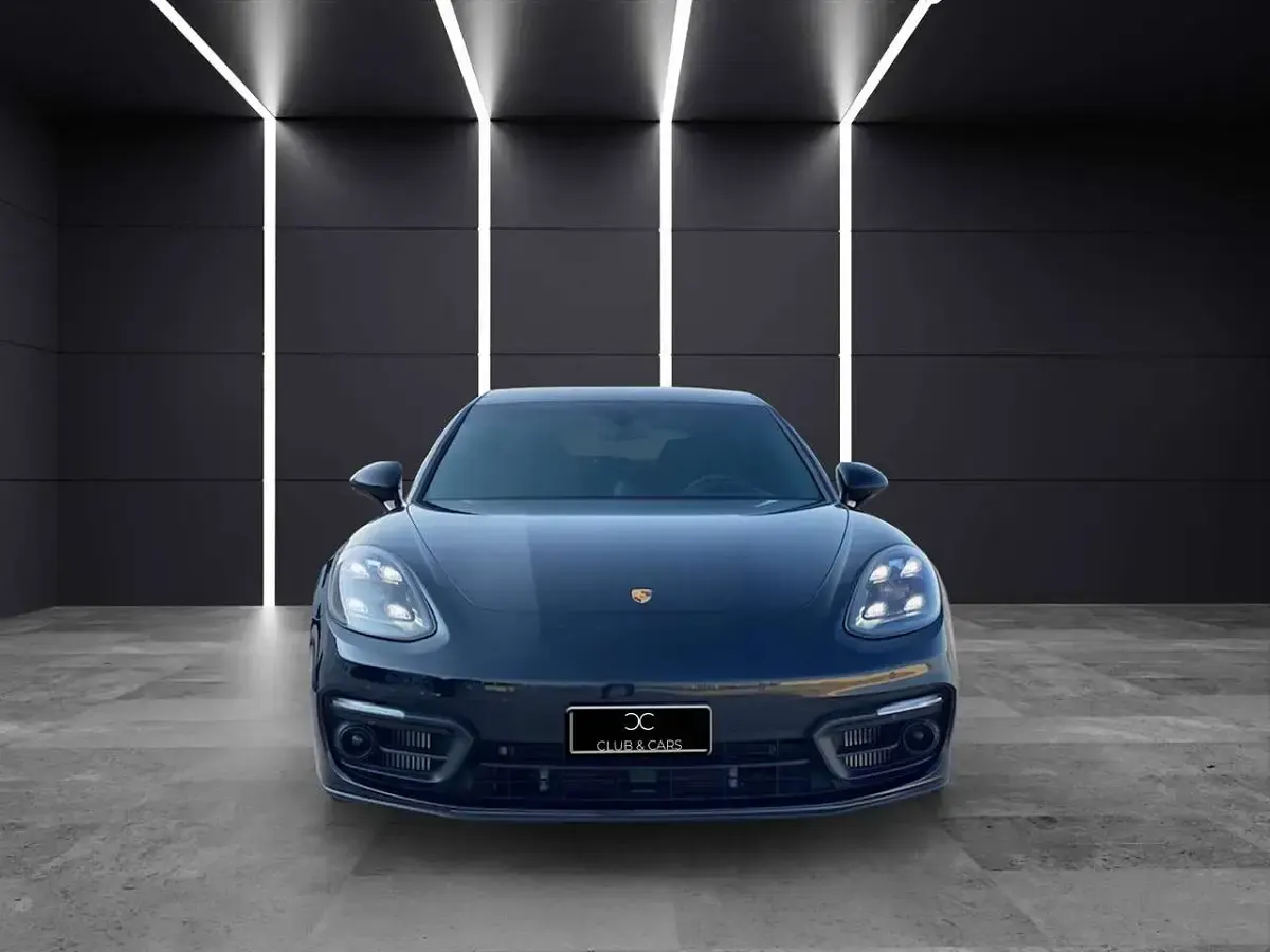 Usata Porsche Panamera 4S E-Hybrid Sport Turismo Sport Turismo 560 CV (411 kW) 2020 Nero jet met Station wagon
