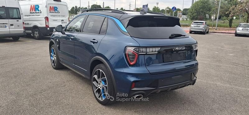 Usata Lynk & Co 01 261 CV (191 kW) 2023 Blu SUV