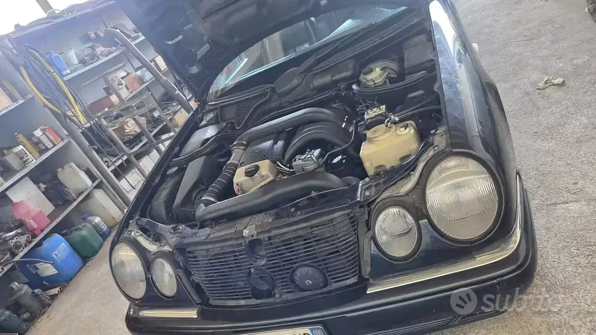 Usata Mercedes E250 1999 Berlina
