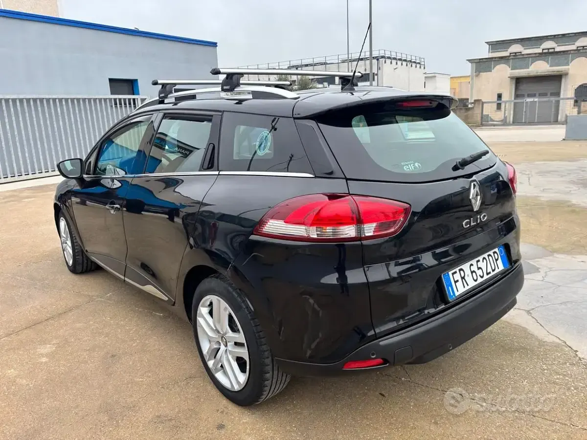 Usata Renault Clio 110 CV (80 kW) 2018 Nero Station wagon