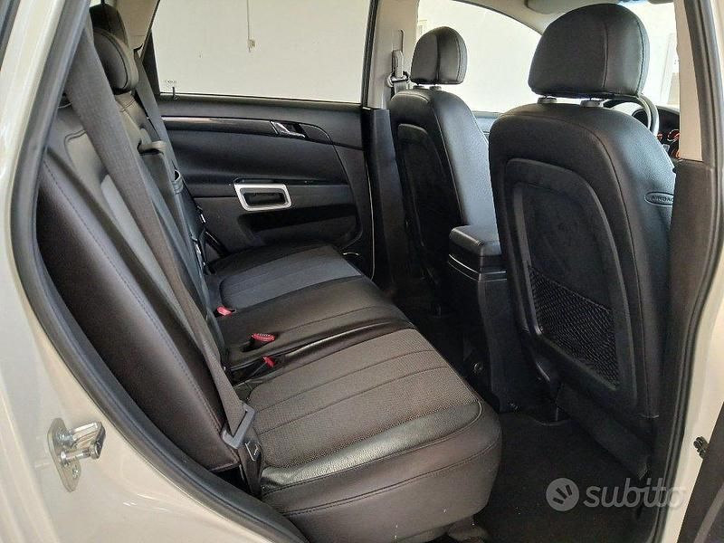 Usata Opel Antara Cosmo 163 CV (119 kW) 2012 Bianco SUV