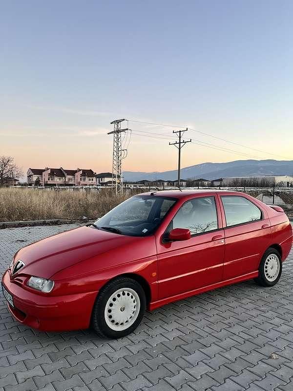 Usata 2000 Alfa Romeo 146 Due volumi | 2818 € (Buon prezzo) - Immagine 1/4
