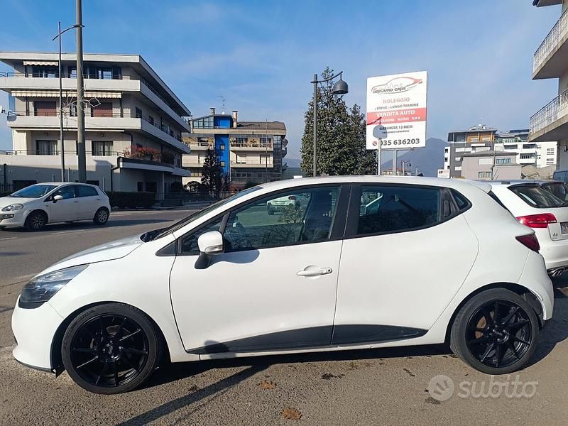 Usata Renault Clio IV 75 CV (55 kW) 2014 Bianco Berlina