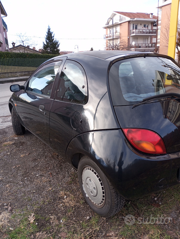 Usato 1997 Ford Ka 1.3 Benzin 60 CV (1.000 €)