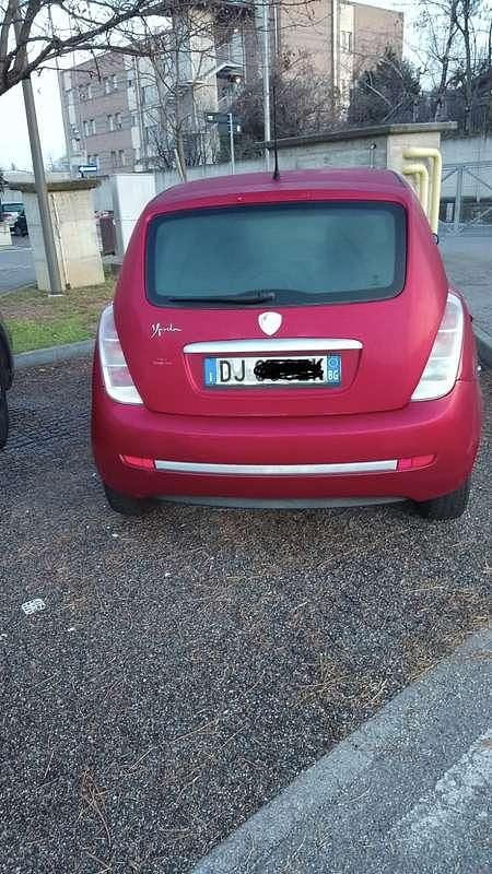 Usata Lancia Ypsilon 60 CV (44 kW) 2007 Rosso Utilitaria