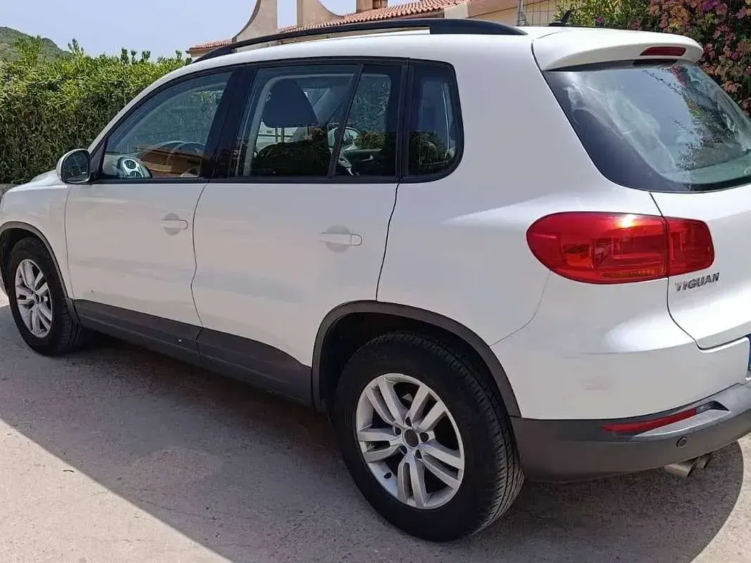 Usata VW Tiguan Trendline 122 CV (89 kW) 2015 Bianco SUV