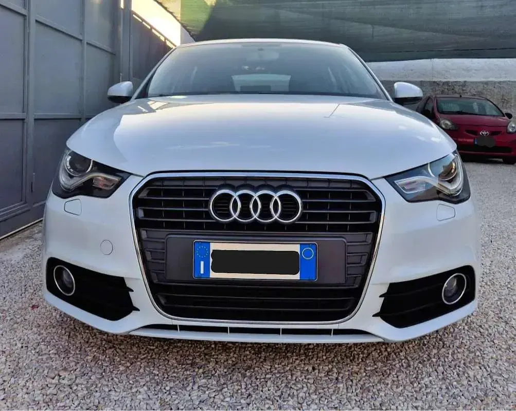 Usata Audi A1 Sportback S-Line 90 CV (66 kW) 2014 Bianco Utilitaria