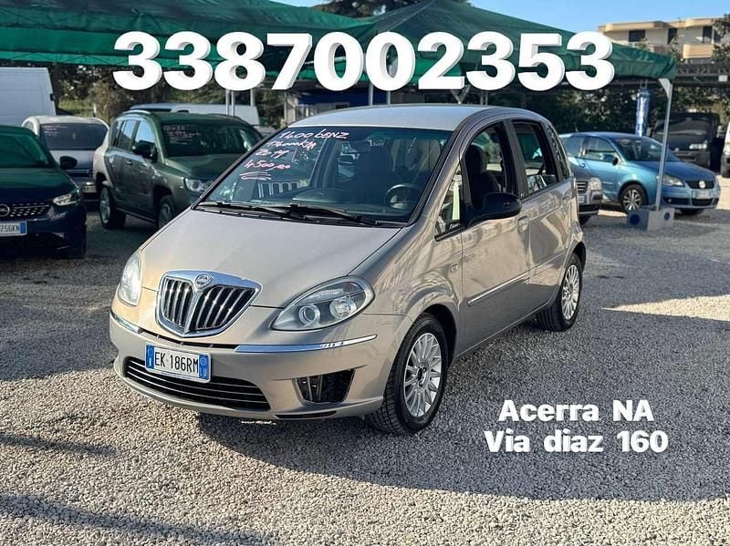 Bronzo Usata 2011 Lancia Musa Monovolume | 3999 € (Buon prezzo) - Immagine 1/4