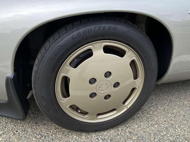 Usata Porsche 928 300 CV (220 kW) 1982 Argento Coupé