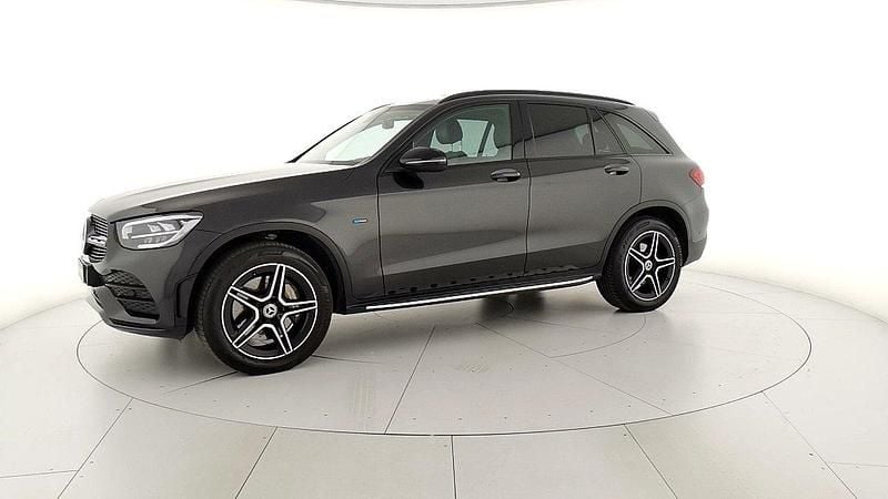Usata Mercedes GLC300 Premium 194 CV (142 kW) 2021 Grigio grafite SUV